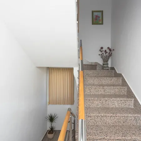 Klaudia Cista Velika Vodice